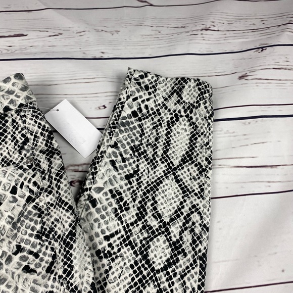 Good American Good Waist Snake Jeans - Picture 4 of 10